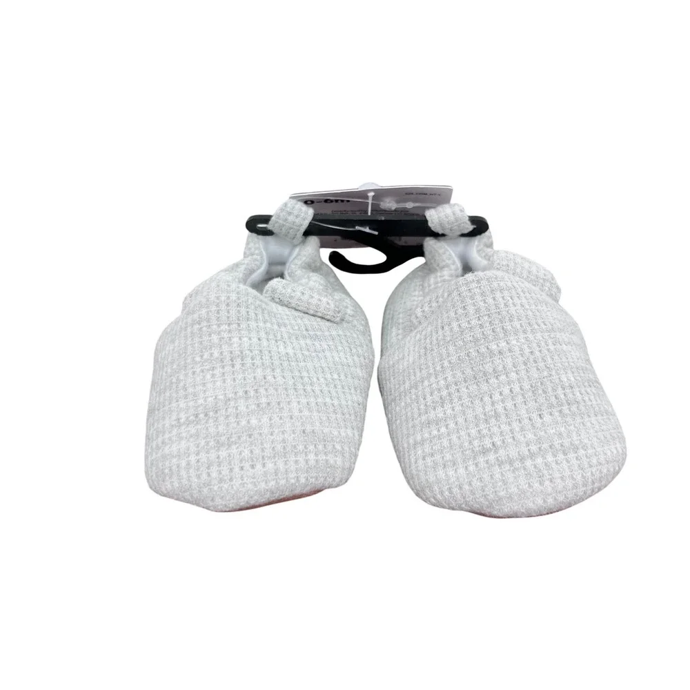 Carter's‎ Child of Mine Booties Unisex 0-6M Grey Waffle Knit Slip On Soft Sole